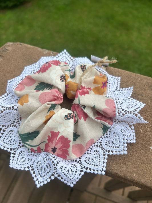 Flower #1 -Scrunchie with lace
